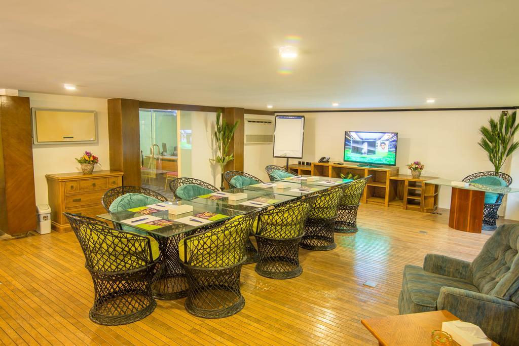 Aquarium Hotel Riade Exterior foto