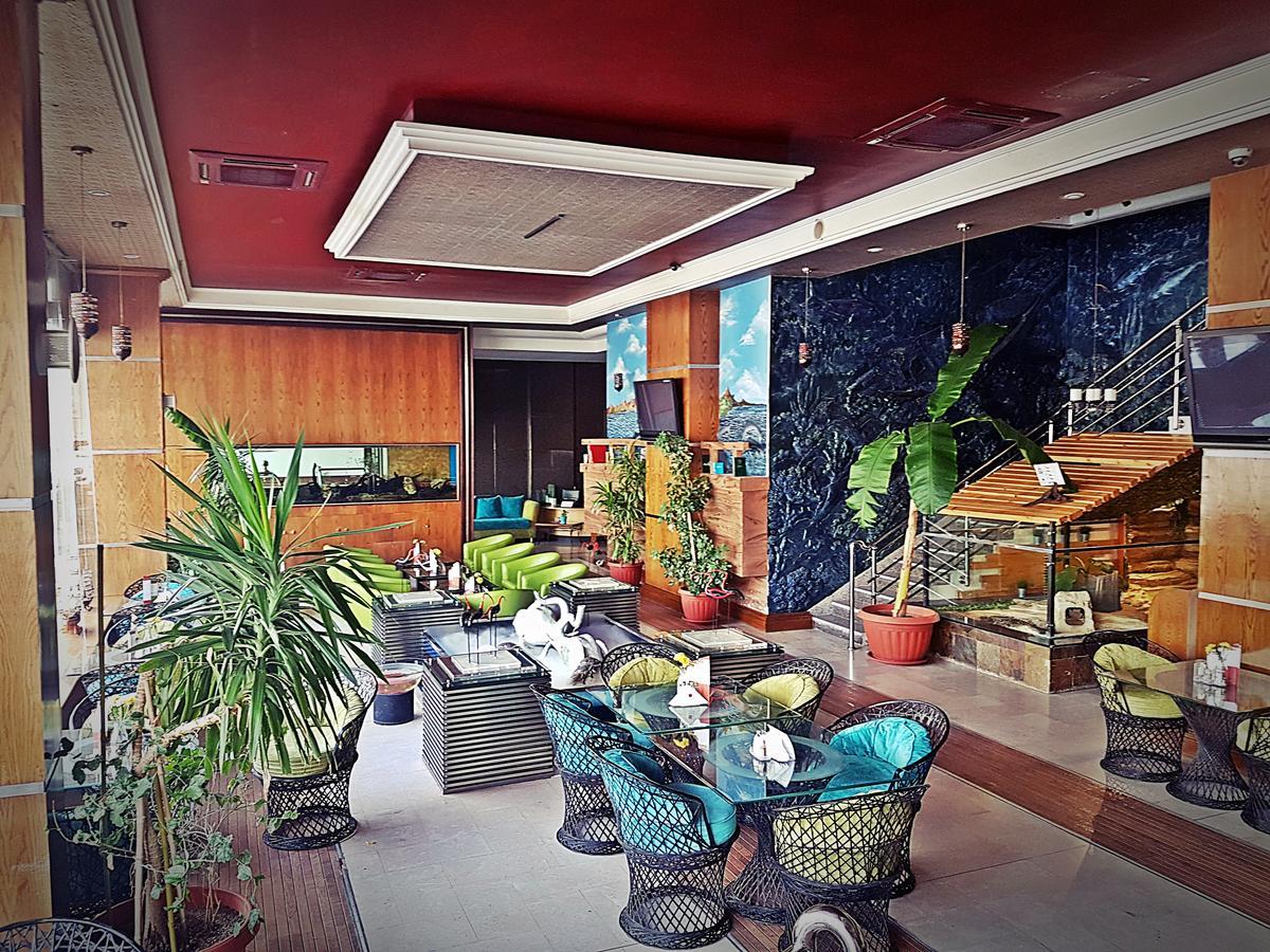 Aquarium Hotel Riade Exterior foto